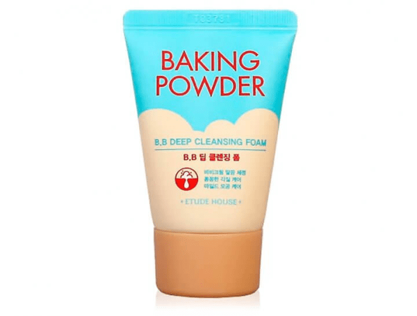 Пенка для глубокой очистки кожи лица и снятия макияжа Baking Powder BB Deep Cleansing Foam Etude House 30 мл