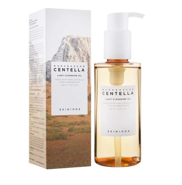 Легка очищувальна олія з екстрактом центелли азіатської SKIN1004 Madagascar Centella Light Cleansing Oil 200 мл