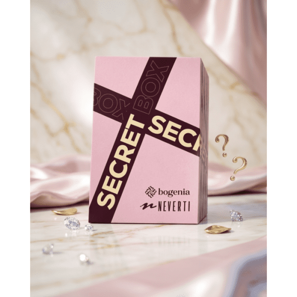 Подарунковий набір декоративної косметики SECRET BOX Bogenia